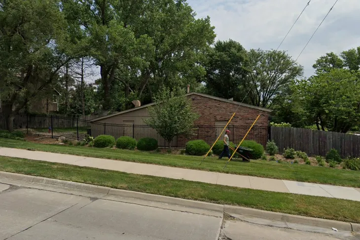 Clinton Parkway Animal Hospital