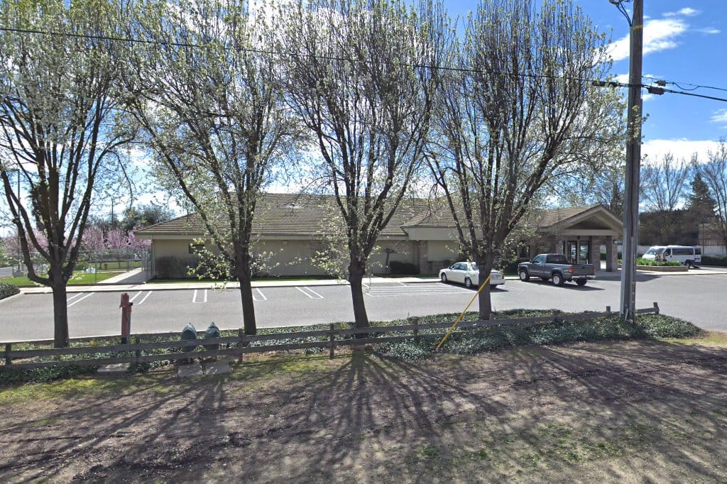 Village Oak Veterinary Hospital