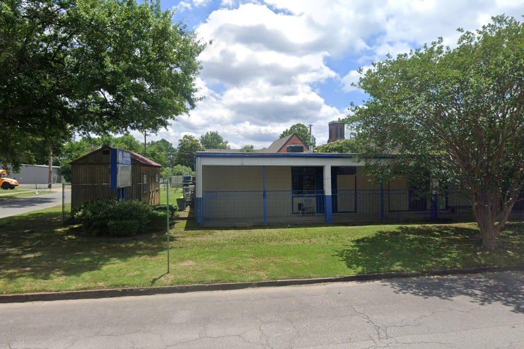 Pine Bluff Lighthouse School