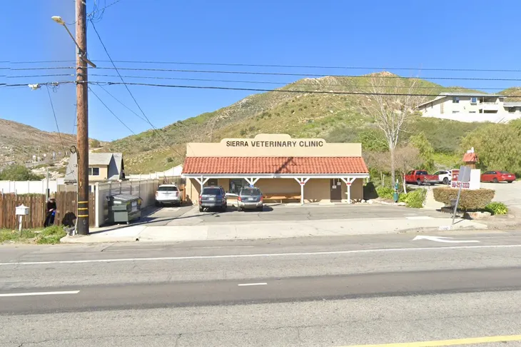 Adobe Veterinary Hospital
