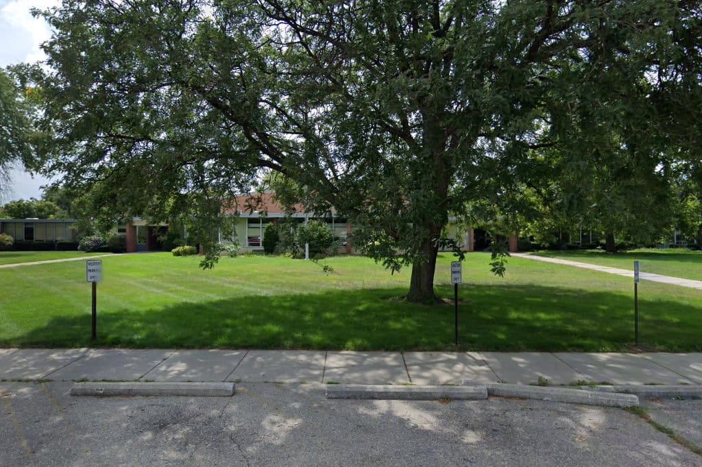 Brace-Lederle K-8 School