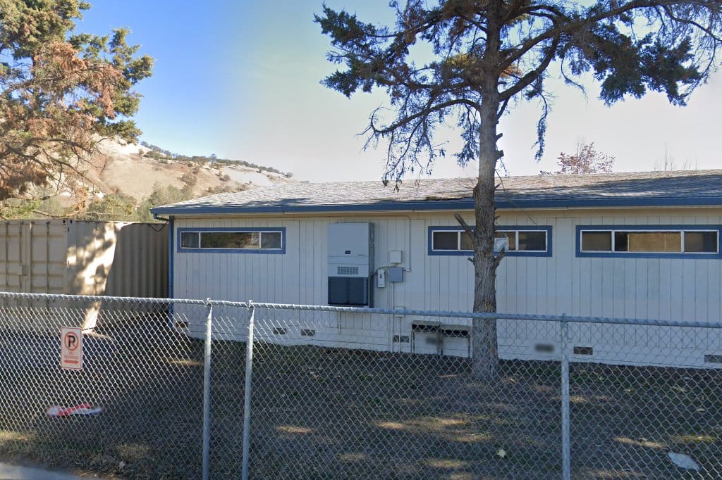 Pomo School