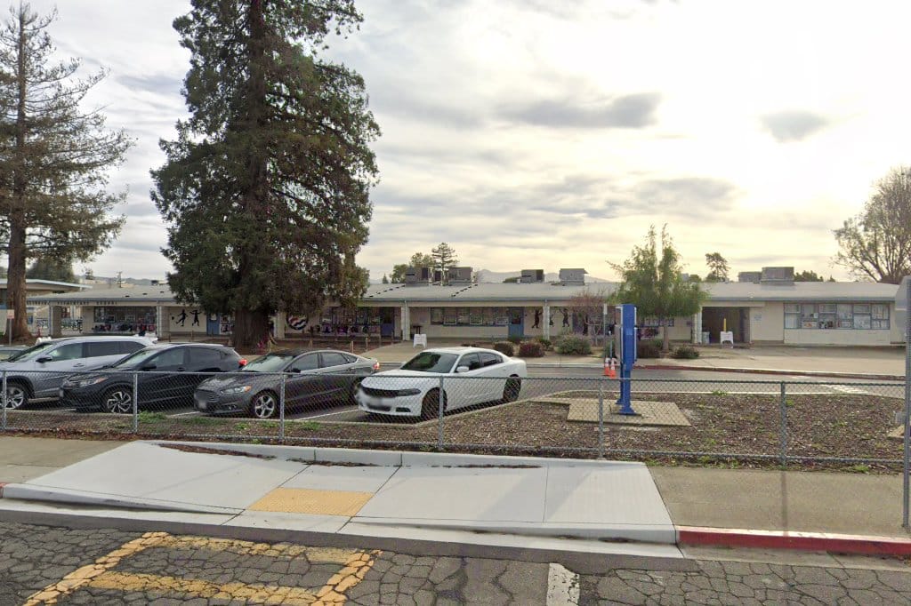Oliveira Elementary School
