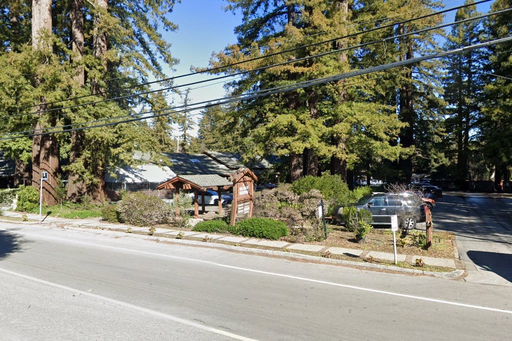 Village Square Portola Valley Veterinary Hospital