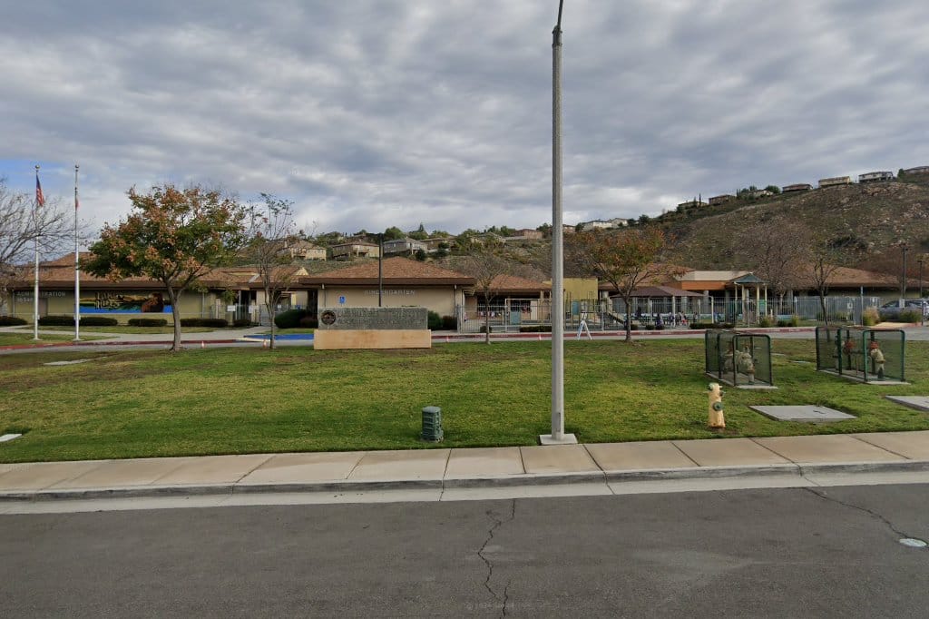 Lake Hills Elementary School