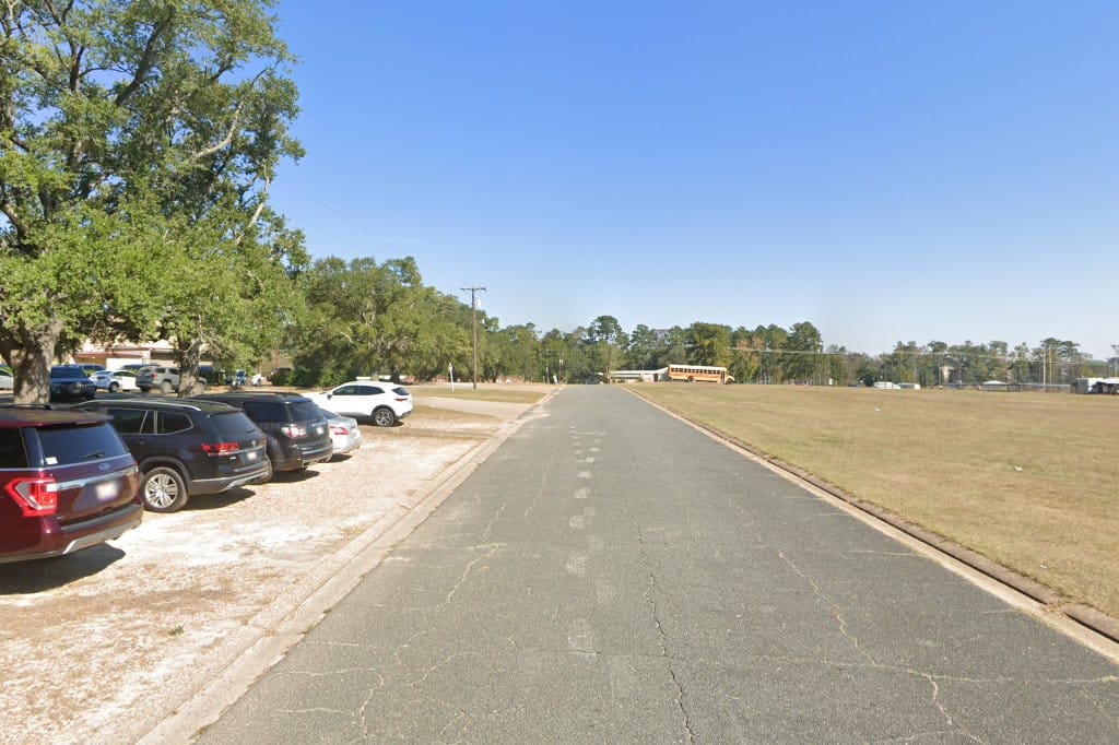 Pine Wood Elementary School