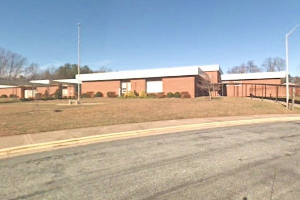 John W Dillard Elementary School