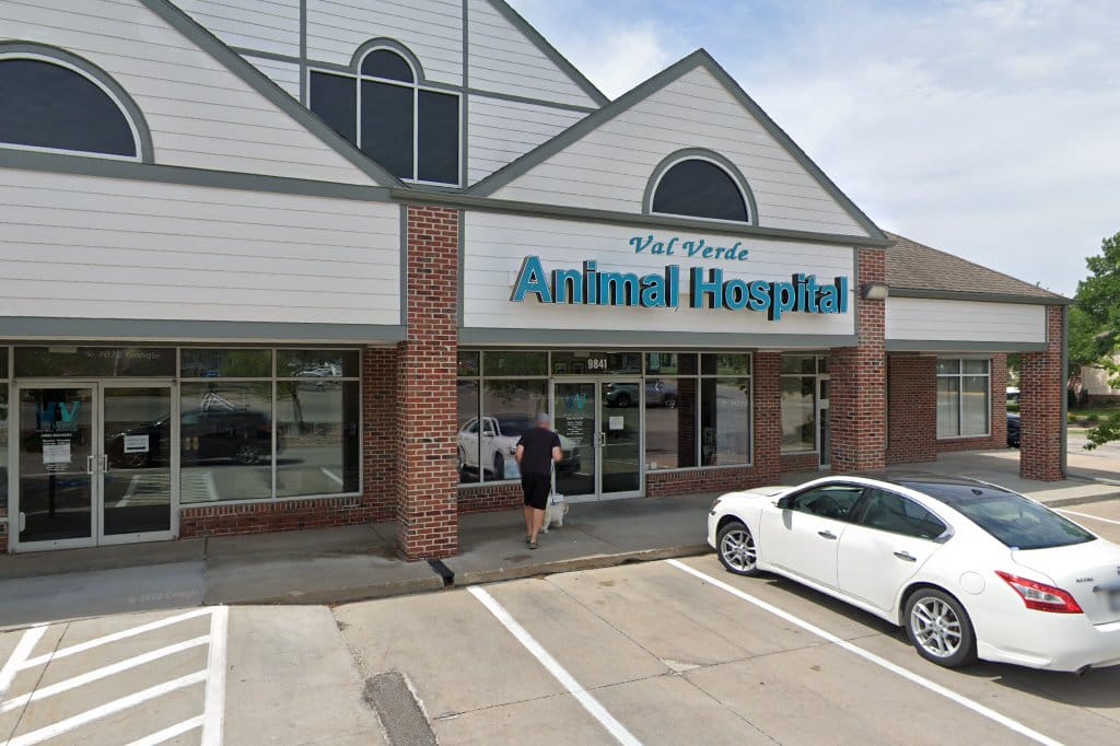 Val Verde Animal Hospital