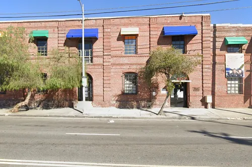 Para Los Ninos Charter School