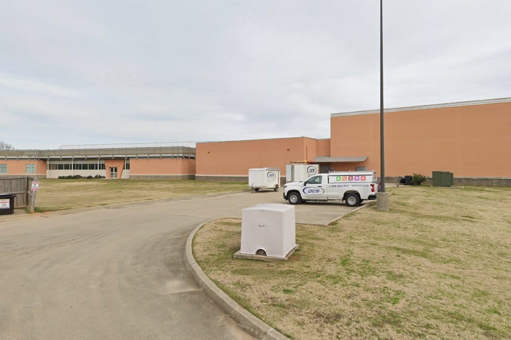 WT Lewis Elementary School