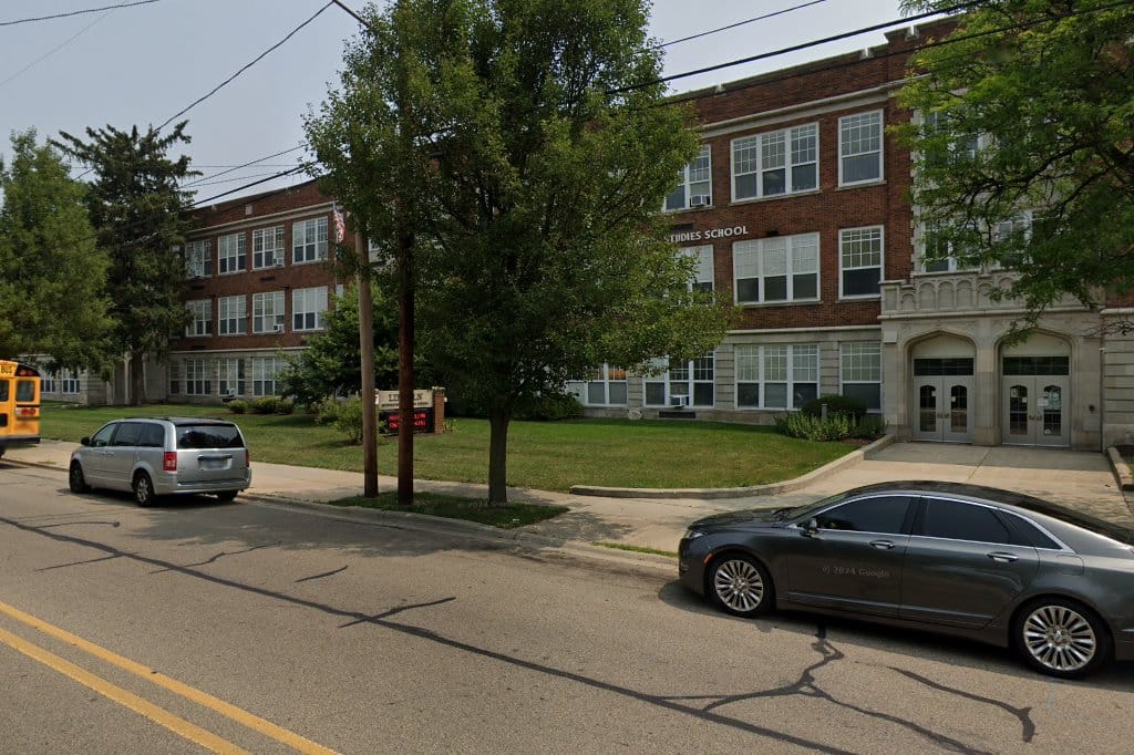 Lincoln International Studies School