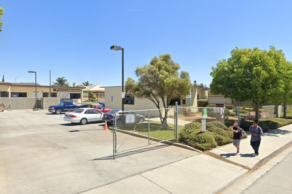 Pinnacles High School