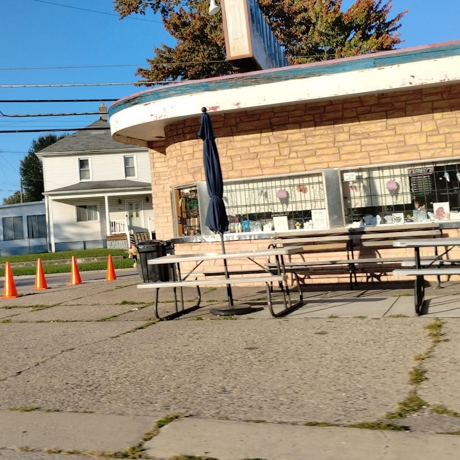 L'Anse Creuse Middle School Central
