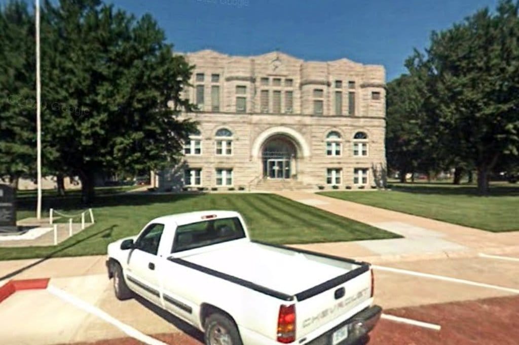Thayer County Courthouse