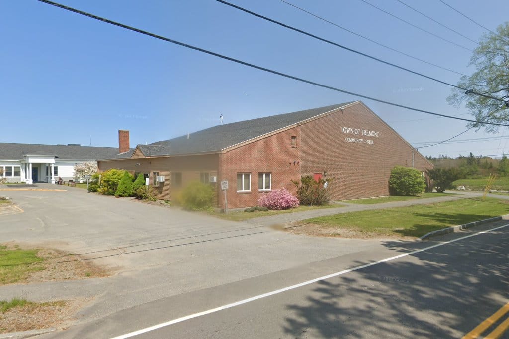 Tremont Consolidated School