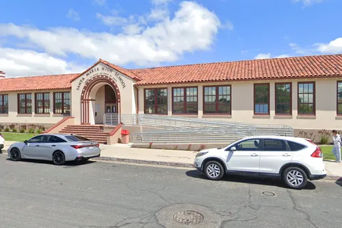 Santa Maria High School