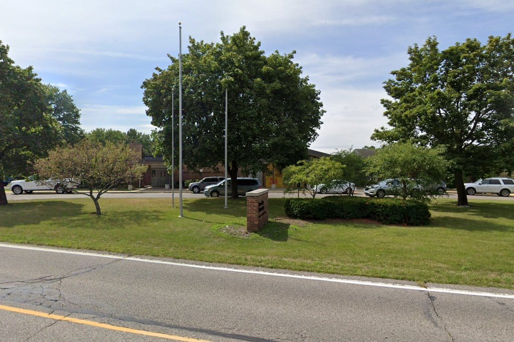 Loon Lake Elementary School