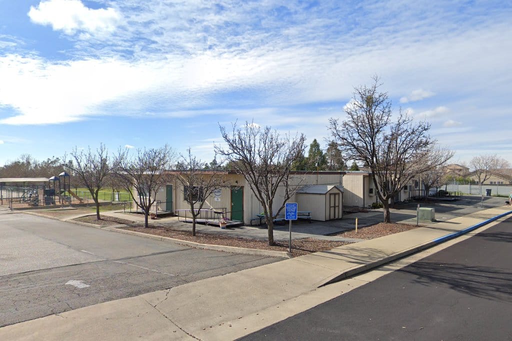 Auburn Elementary School