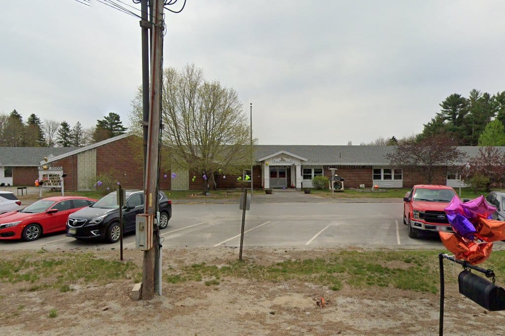 Lamoine Consolidated School