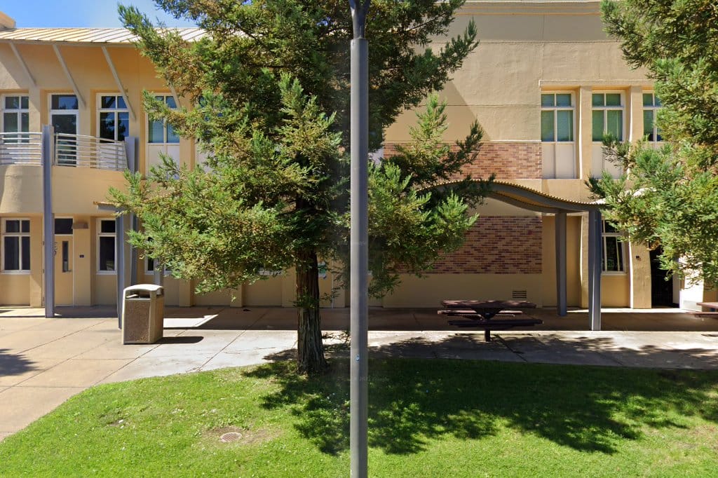 Carlmont High School
