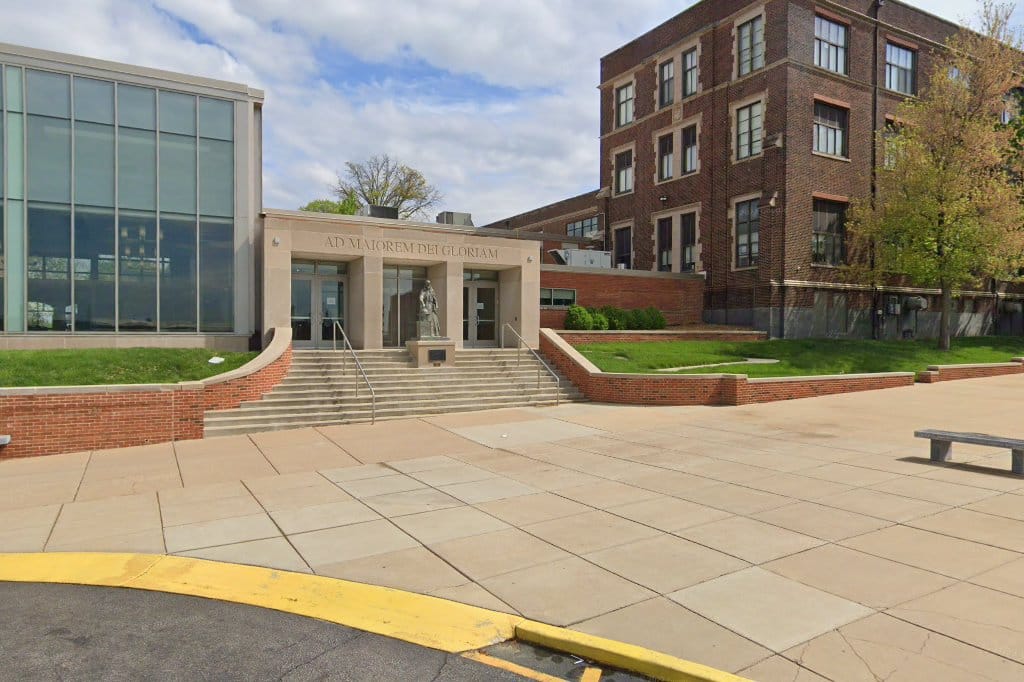 St Louis University High School
