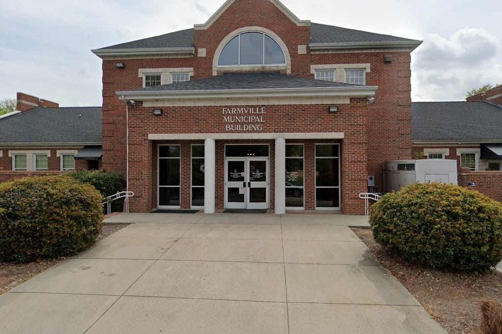 Farmville Vehicle & License Plate Office