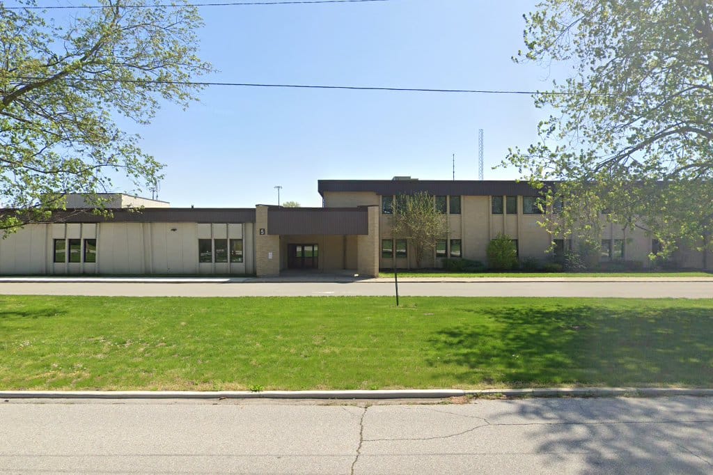 Leo Junior/Senior High School