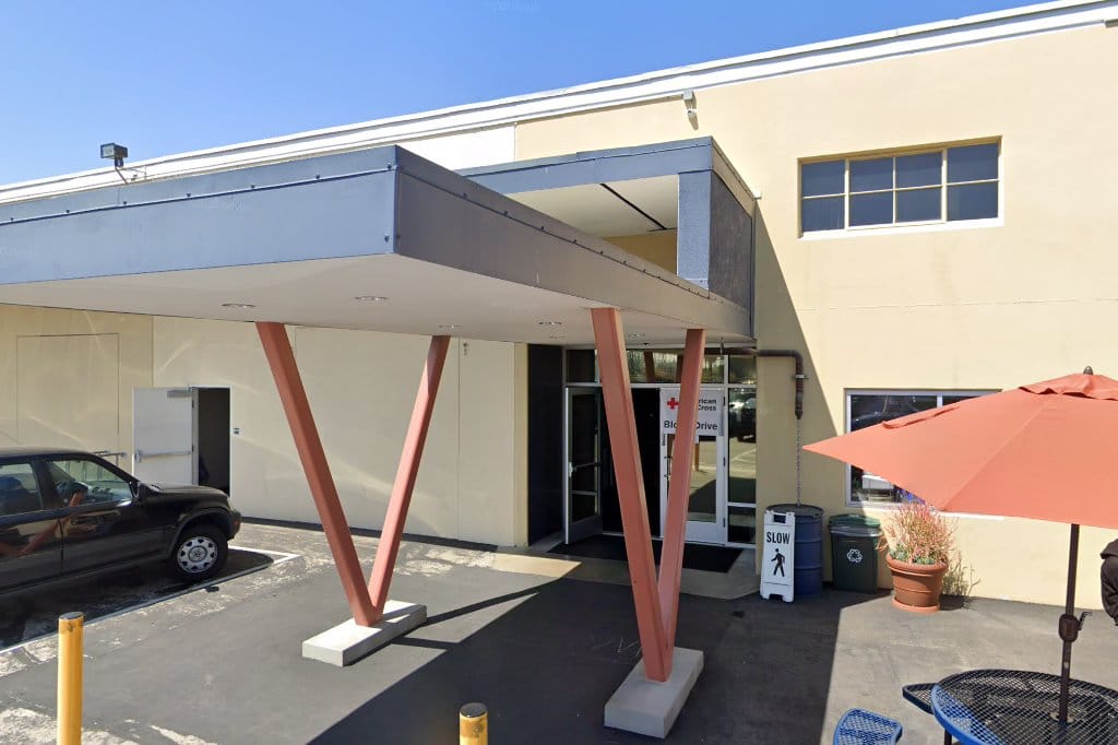 Vistamar School
