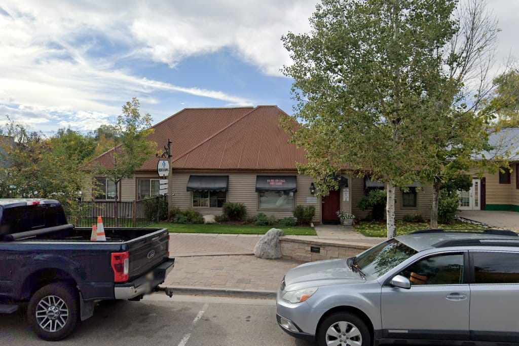 Mountain Mobile Veterinary Service and Animal Hospital Center