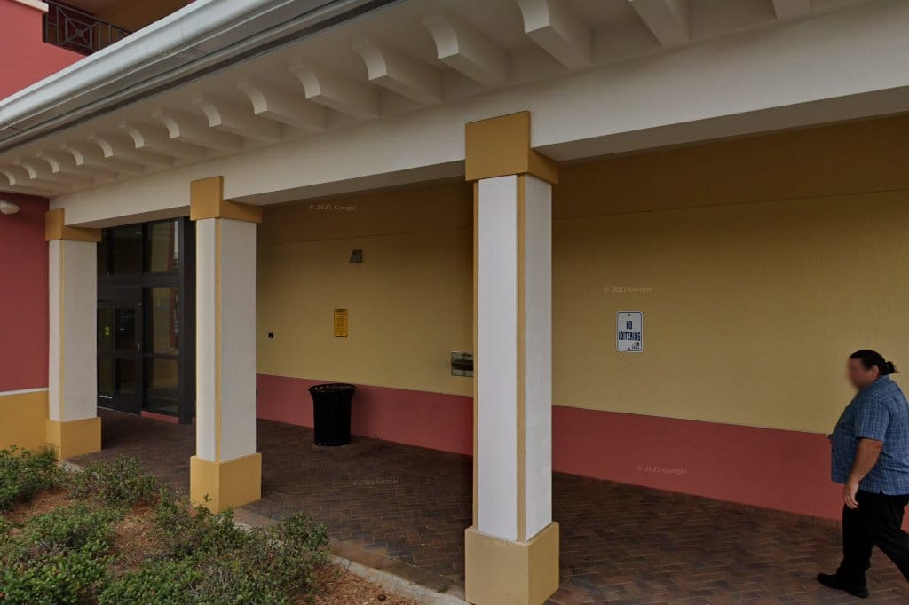 Lauderdale Lakes Library