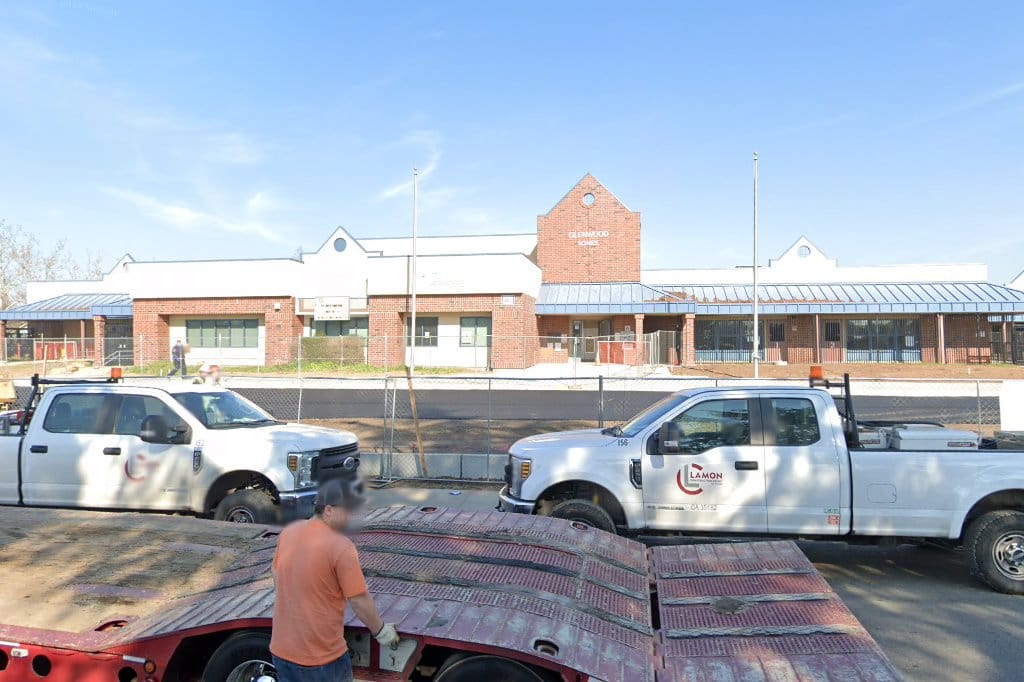 Glenwood Elementary School & Academy