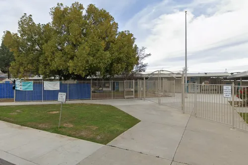 Flying Hills Elementary School