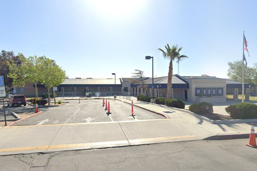 Hollyvale Elementary School