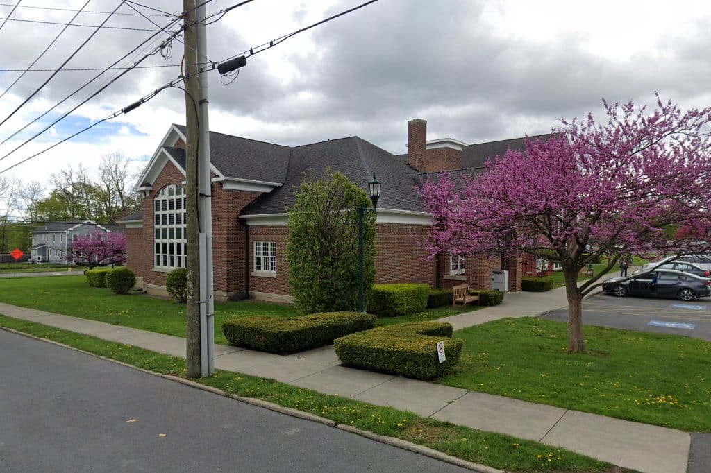 Seneca Falls Library