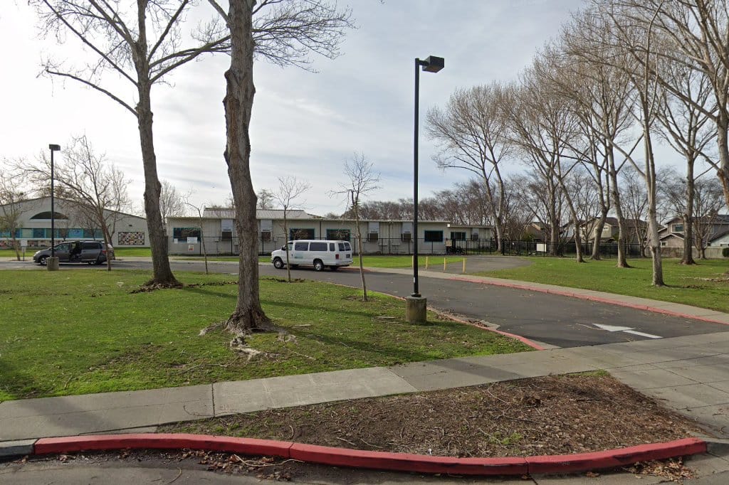 Bay Farm Elementary School