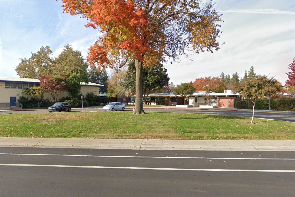 Sierra Oaks Elementary School