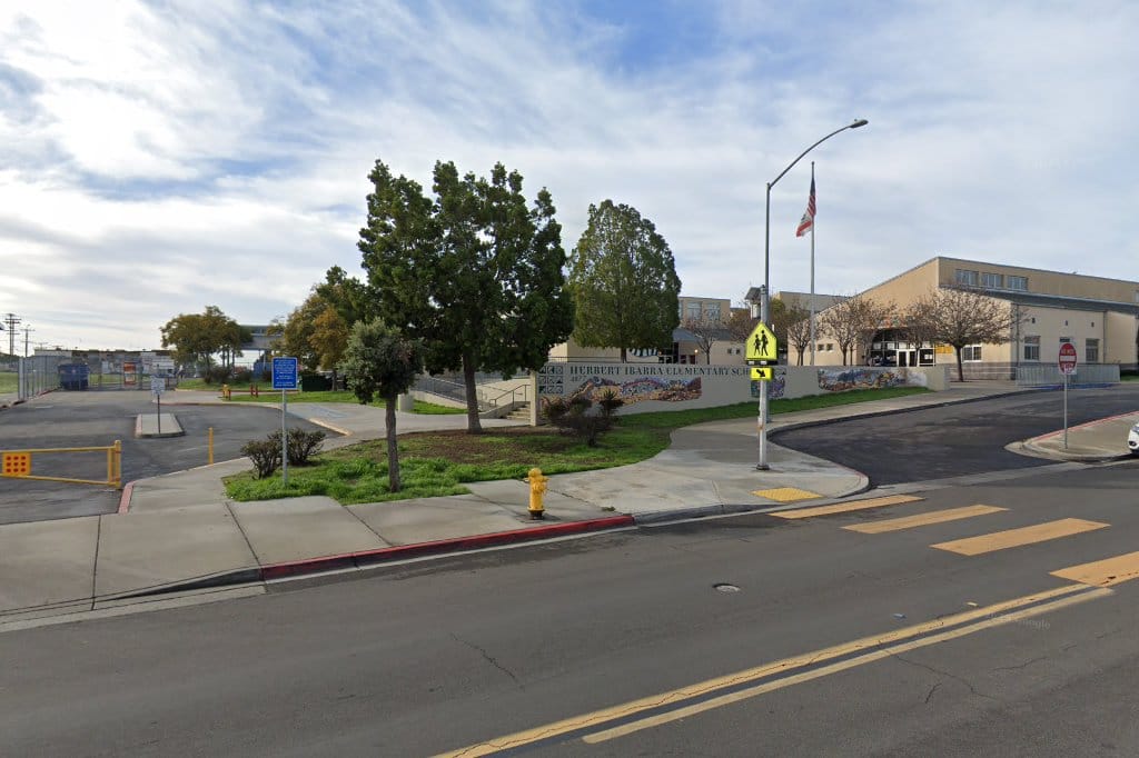 Ibarra Elementary School