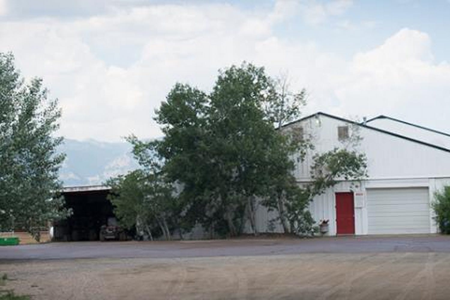Centennial Valley Equine Hospital