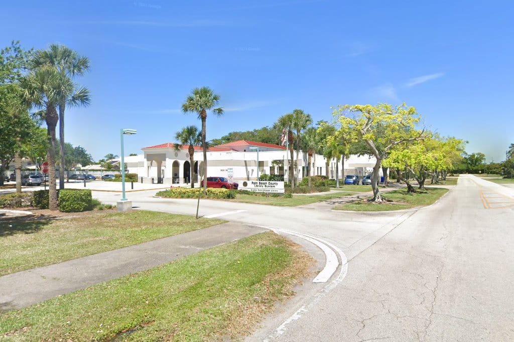 Glades Road Branch Library