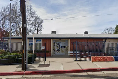 La Mesa Dale Elementary School