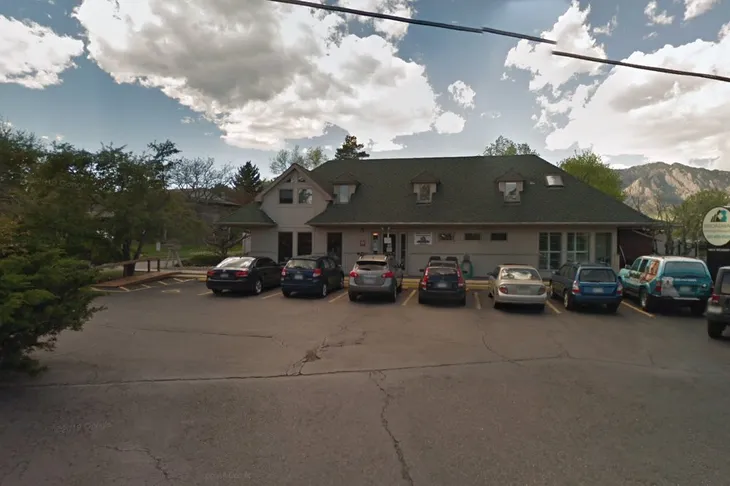 Broadway Animal Hospital & Pet Center