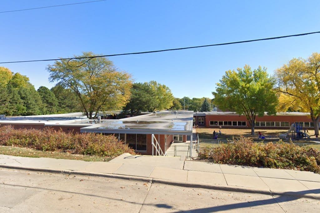 Holmes Elementary School