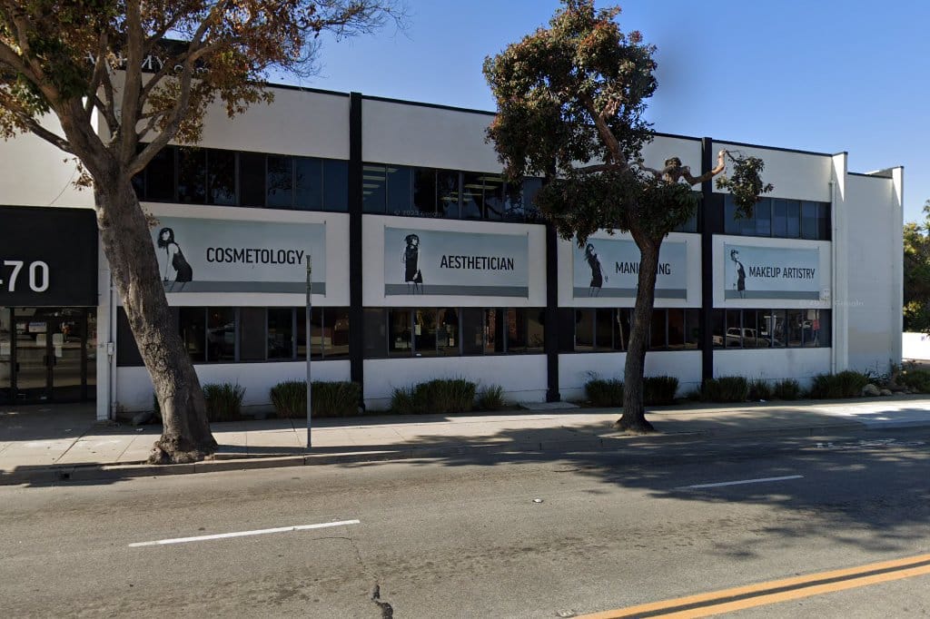 Lu Ross Academy
