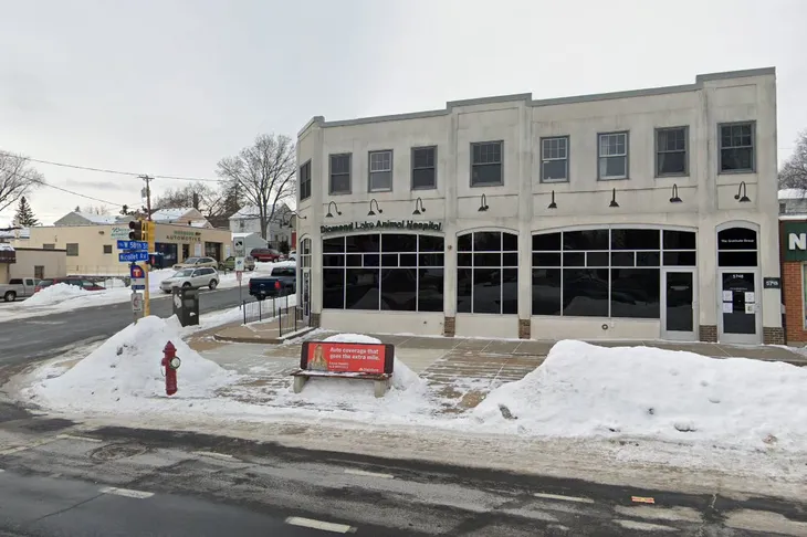 Diamond Lake Animal Hospital