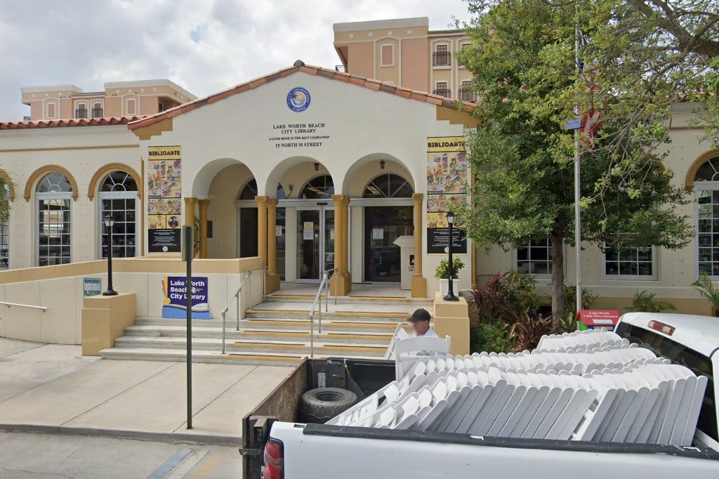 Lake Worth Public Library