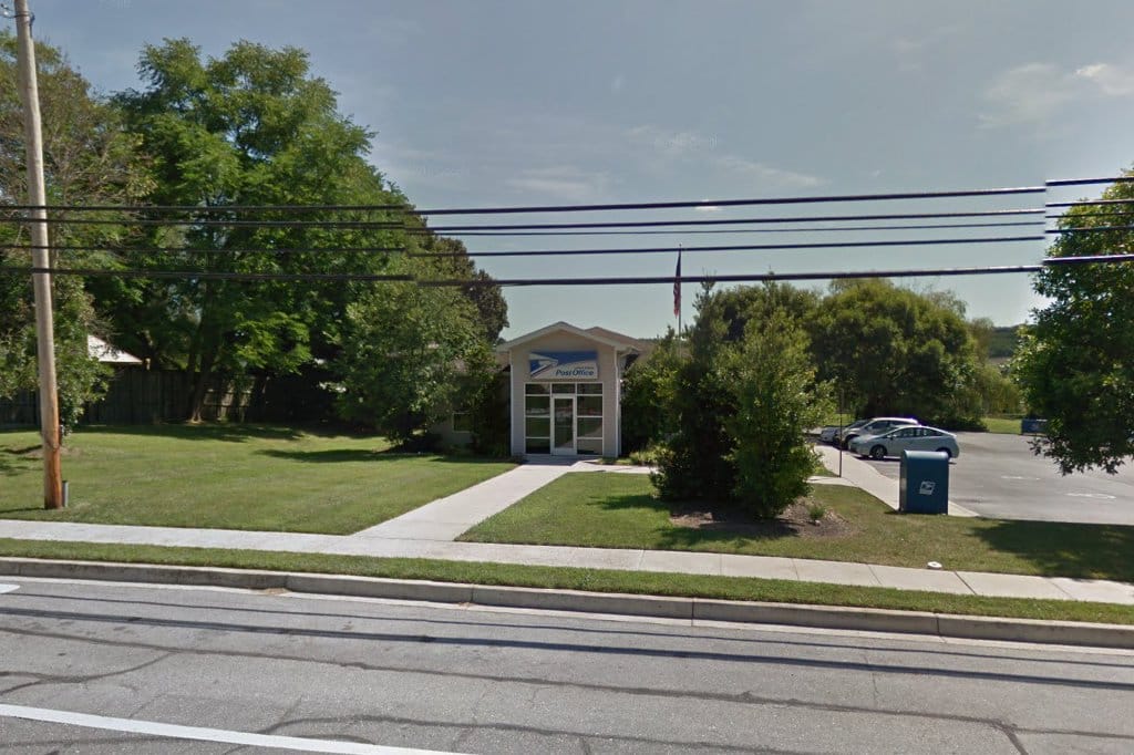Woodsboro Passport Office