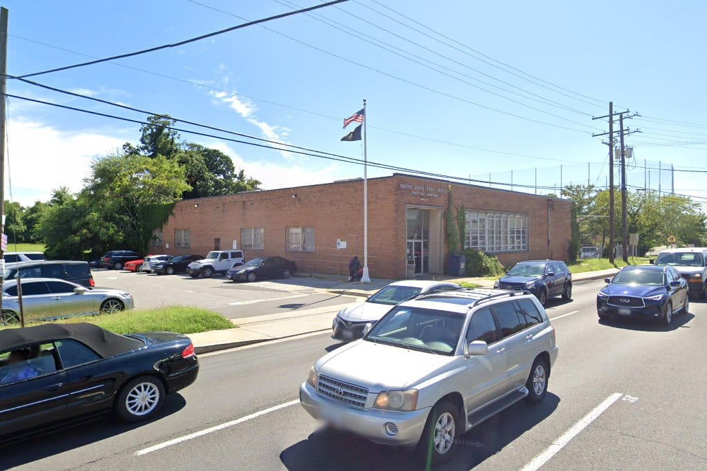 Oxon Hill Passport Office