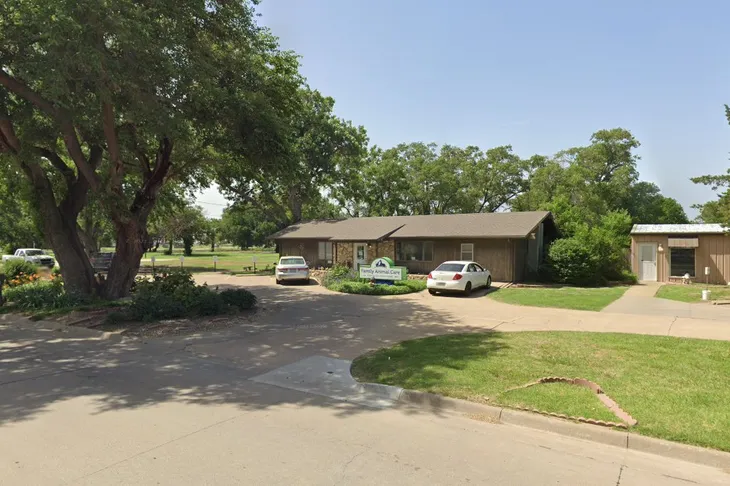 Ewy Animal Hospital
