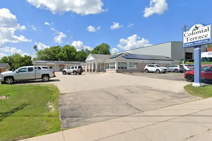 Colonial Terrace Animal Hospital