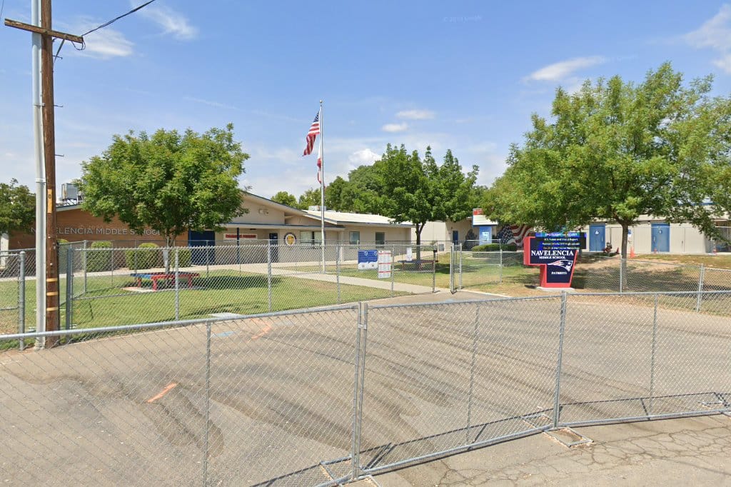 Navelencia Middle School